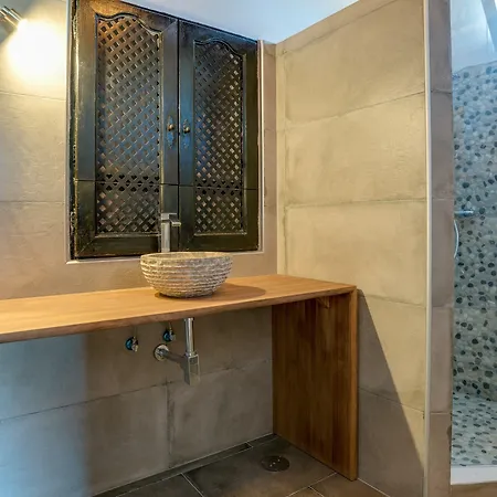 Casa Baliza, Adults Only Couette-café