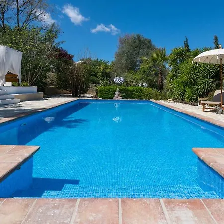 לינה וארוחת בוקר Casa Baliza, Adults Only 4*